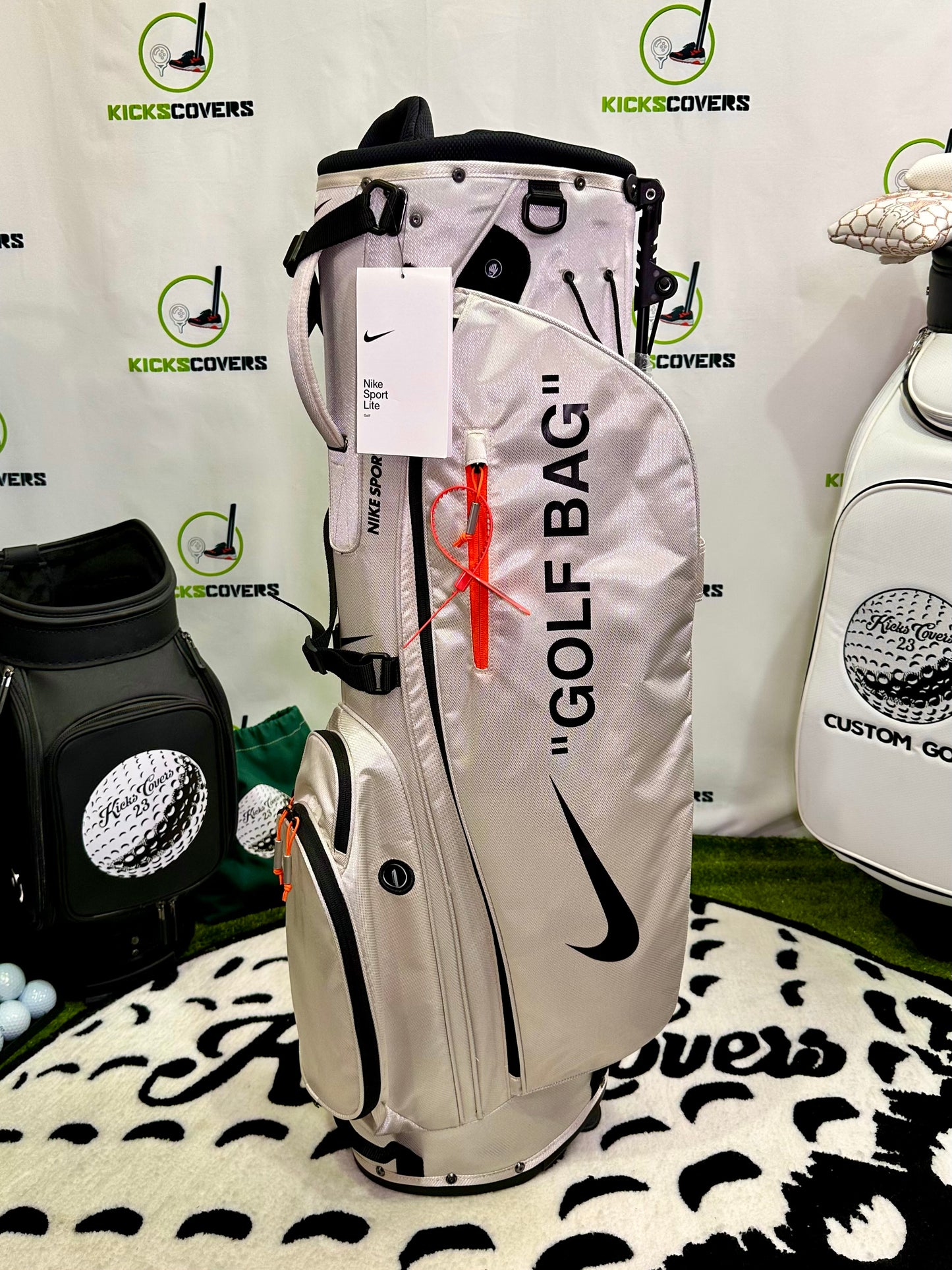 Nike Sport Lite Golf Bag – Off-White Inspired “GOLF BAG” Design w/ Zip Tie – Stand Bag Lightweight Carry Golf Bag Light Brown