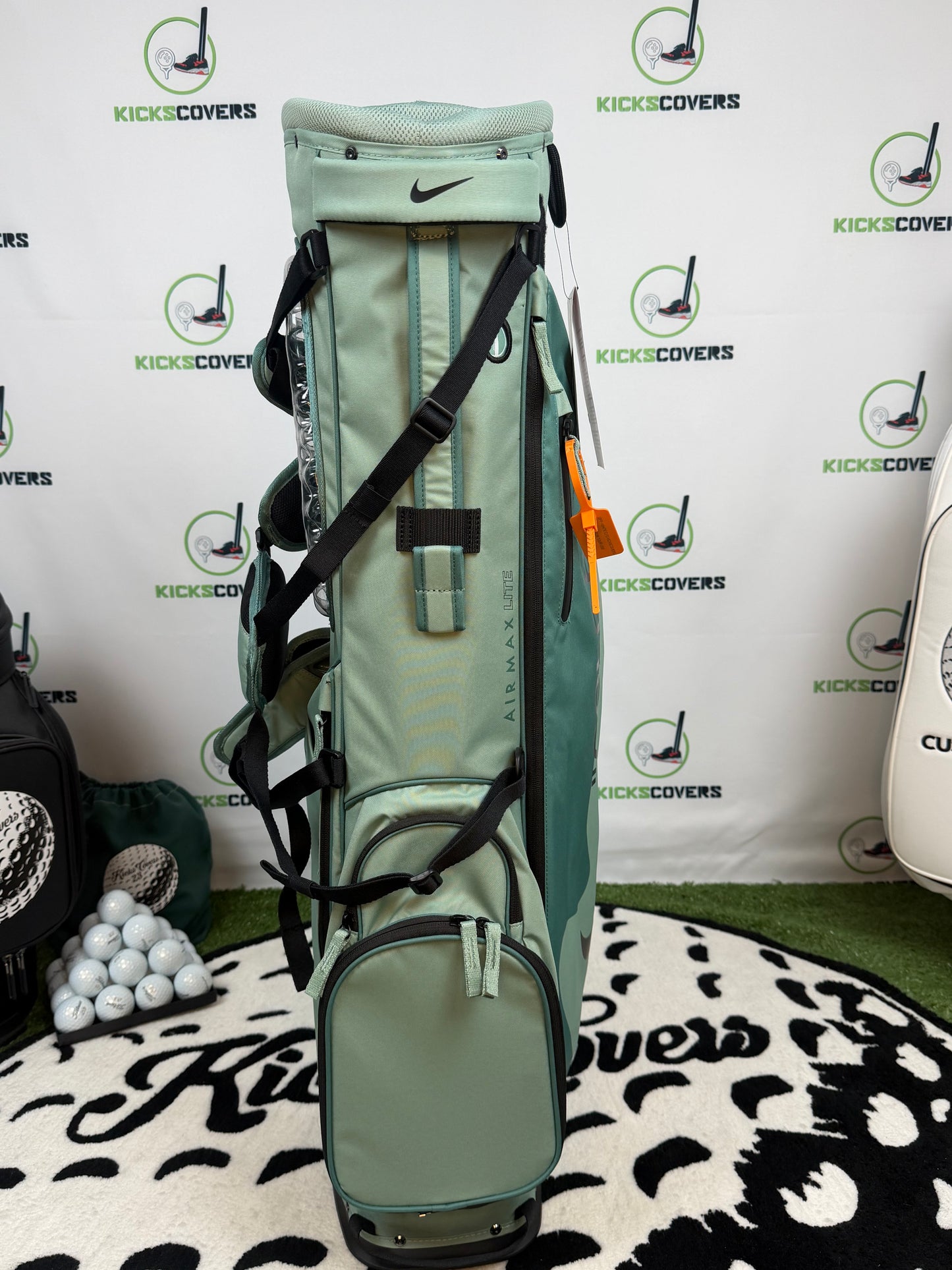 Nike Air Max Lite Golf Bag – Off-White Inspired “GOLF BAG” Design w/ Zip Tie – Stand Bag Lightweight Carry Golf Bag Green