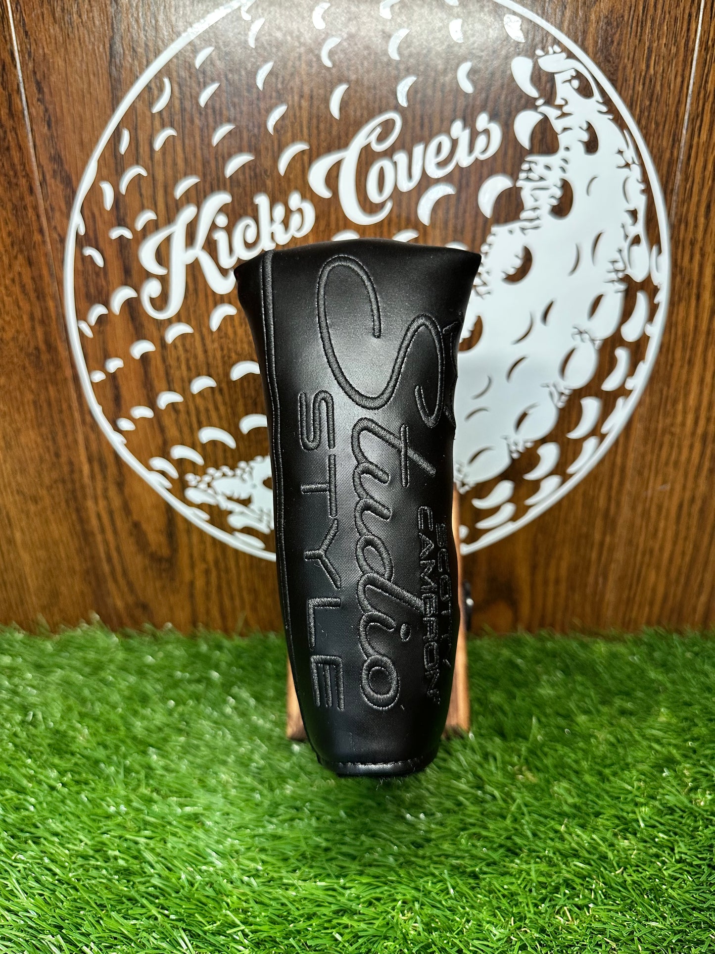 Scotty Cameron New 2025 Studio Style Custom Made “Blackout” Golf Putter Cover Blade Headcover Handmade to order