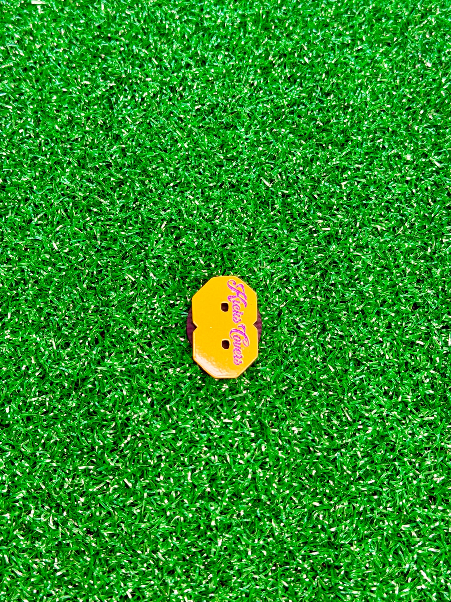 Kobe Bryant #8 Jersey Golf Ball Marker – Purple & Gold Basketball Golf Gift Magnetic