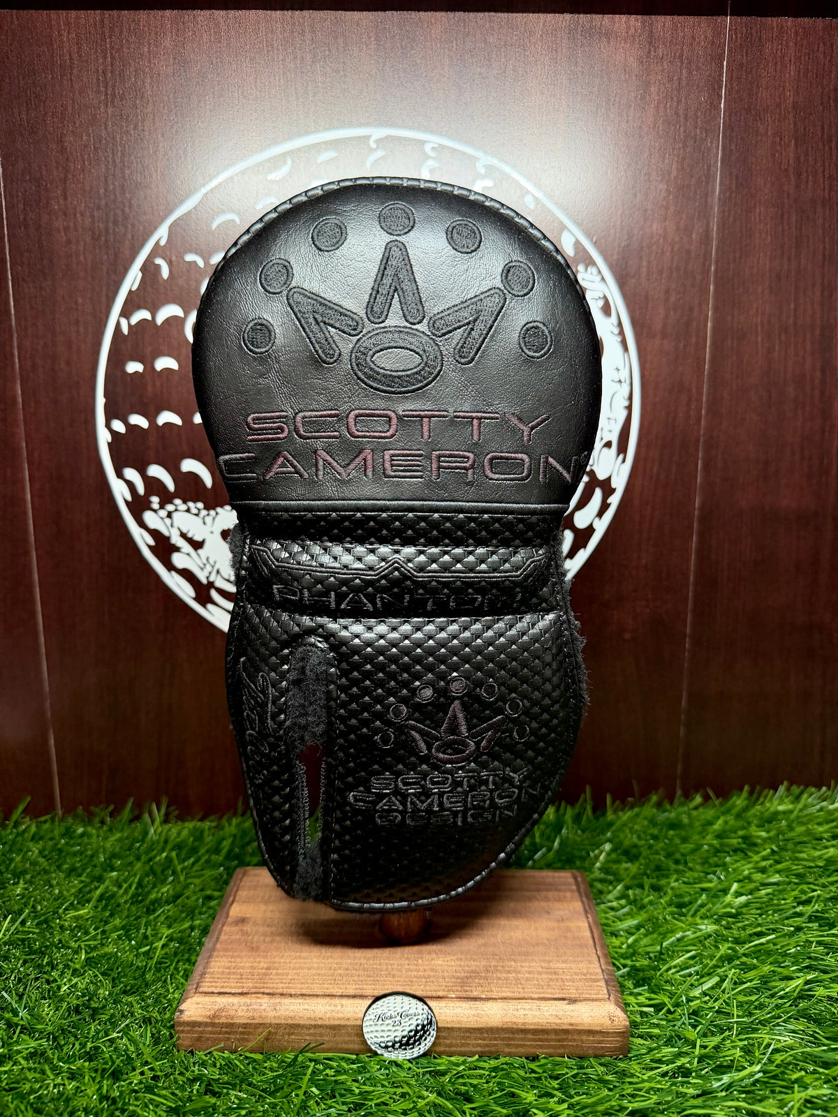 Scotty Cameron Custom Made 2026 Phantom Mid Round Headcover “Blackout” Optional Magnetic Conversion